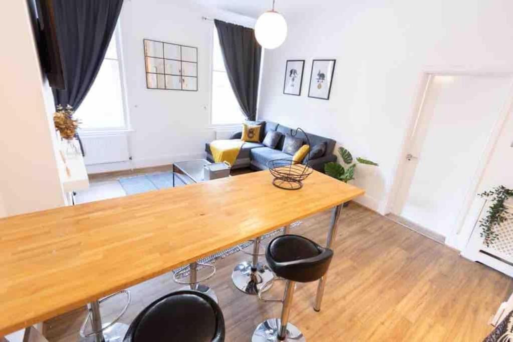 Lovely 2 Bedroom Apartment In Chelsea Sw3 Лондон Экстерьер фото