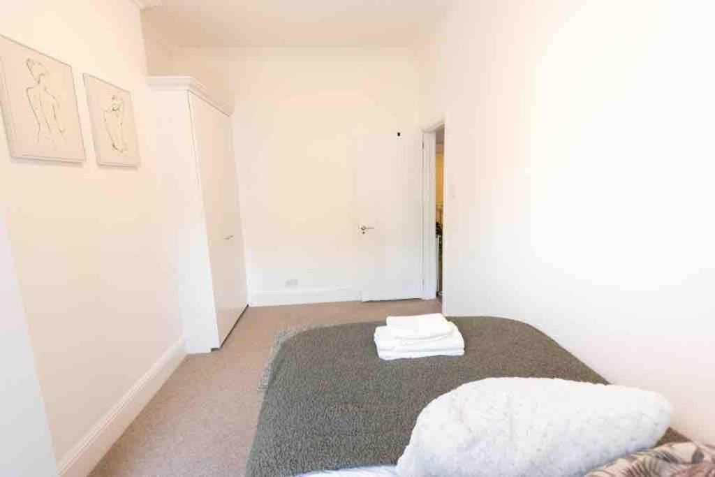 Lovely 2 Bedroom Apartment In Chelsea Sw3 Лондон Экстерьер фото